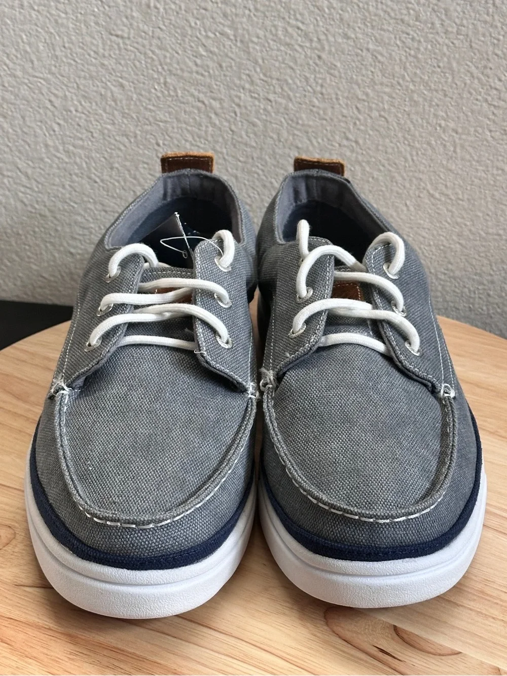 NWOT. West Marine Men's Gray Canvas Boat Shoes Size 11.5